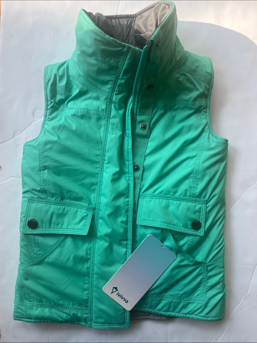 NWT Iviva size 6 Green Puffer Vest